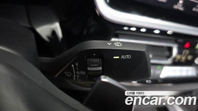 BMW Z4 2020 — photo 25
