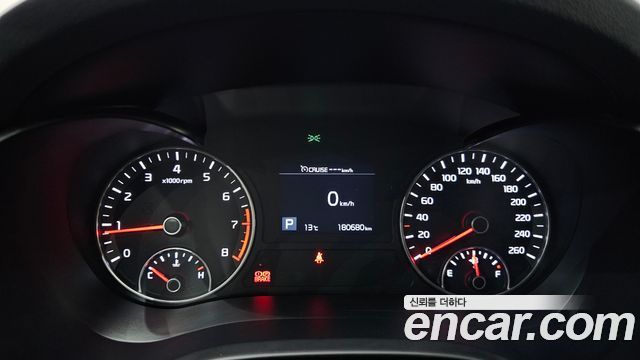 Kia K5 2019 — photo 8