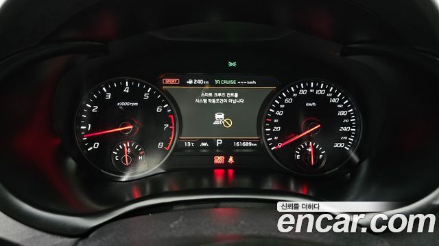 Kia Stinger 2018 — photo 11