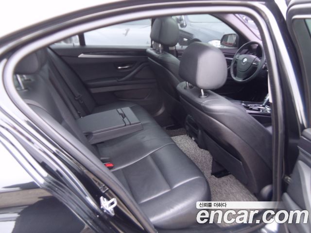 BMW 5-Series 2014 — photo 14