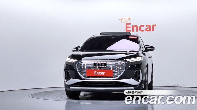 Audi Q4 e-tron 2022 — photo 3