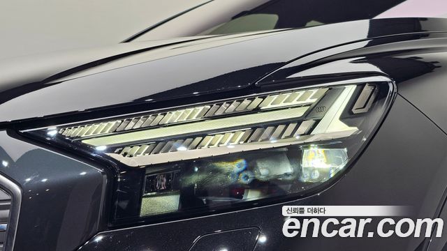 Audi Q4 e-tron 2022 — photo 8