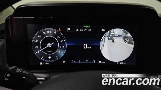 Kia Canival 2022 — photo 11