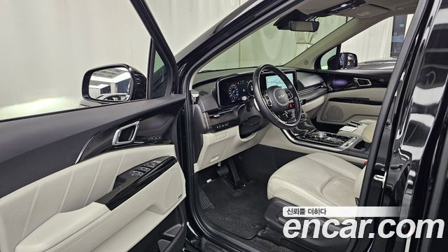 Kia Canival 2022 — photo 13