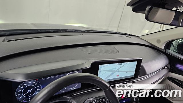 Kia Canival 2022 — photo 21