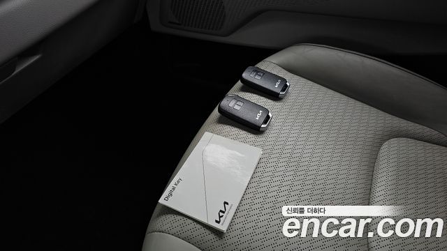 Kia Canival 2022 — photo 22
