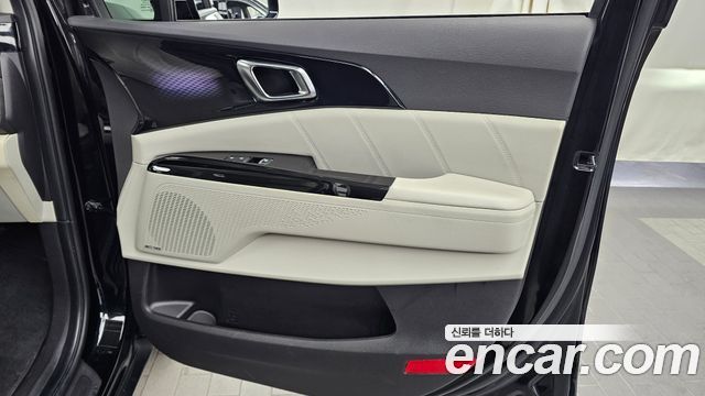 Kia Canival 2022 — photo 14