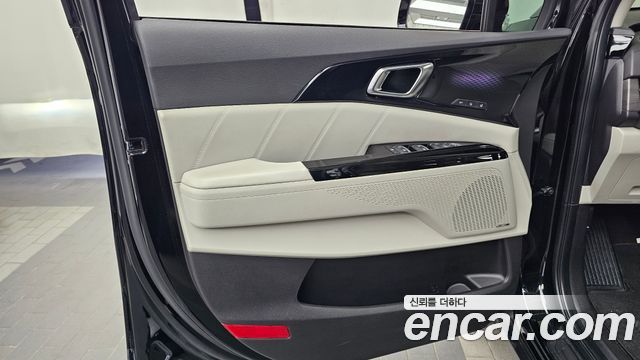 Kia Canival 2022 — photo 15