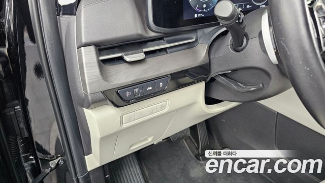 Kia Canival 2022 — photo 30