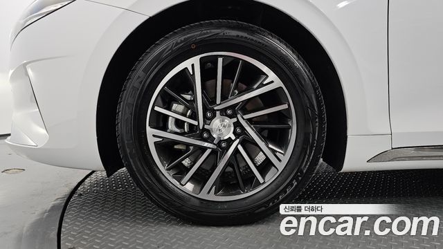 Hyundai Grandeur 2023 — photo 5