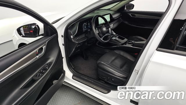 Hyundai Grandeur 2023 — photo 13