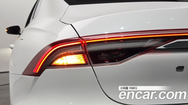 Hyundai Grandeur 2023 — photo 9
