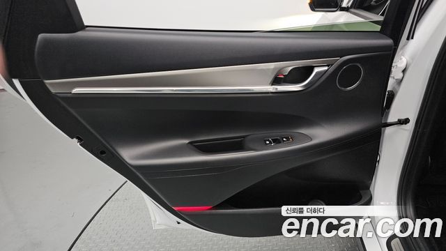 Hyundai Grandeur 2023 — photo 15
