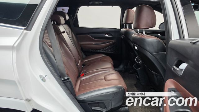 Hyundai Santafe 2019 — photo 17