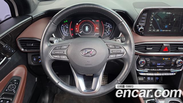 Hyundai Santafe 2019 — photo 19