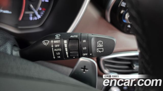Hyundai Santafe 2019 — photo 32