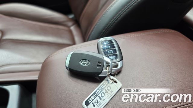 Hyundai Santafe 2019 — photo 34