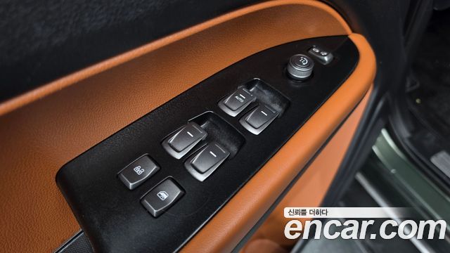 KG Mobility Rexton 2022 — photo 30