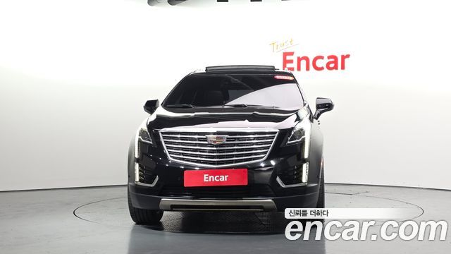 Cadillac XT5 2019 — photo 3
