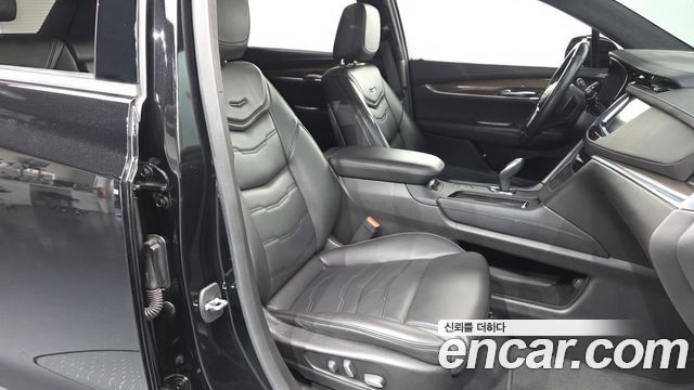 Cadillac XT5 2019 — photo 17