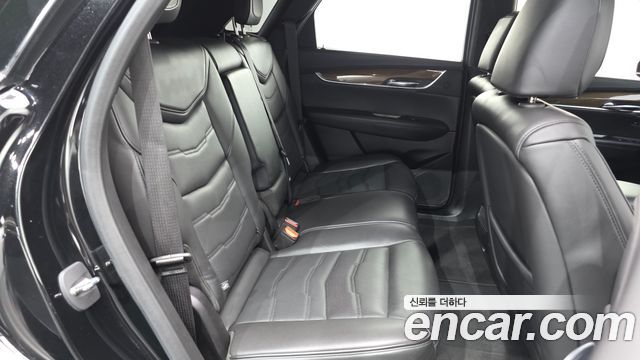 Cadillac XT5 2019 — photo 18