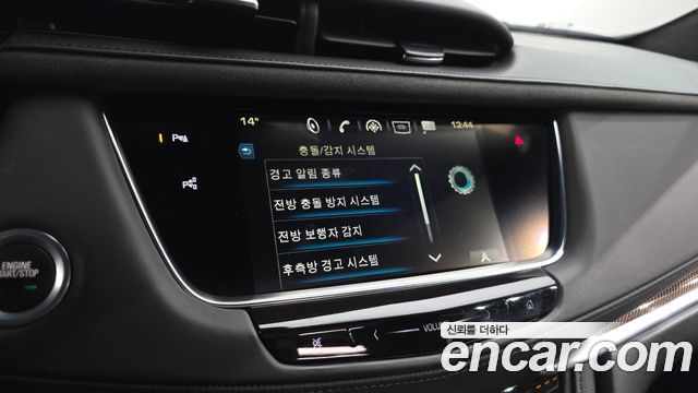 Cadillac XT5 2019 — photo 22