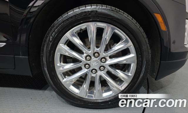 Cadillac XT5 2019 — photo 7