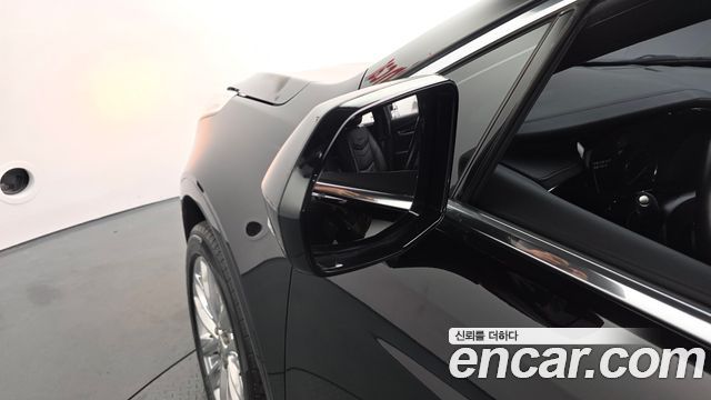Cadillac XT5 2019 — photo 28