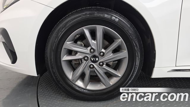 Kia K5 2020 — photo 5