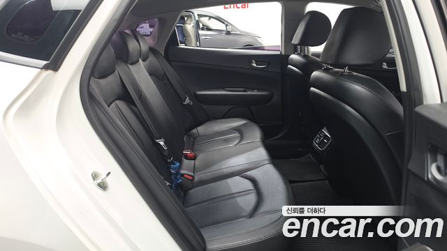 Kia K5 2020 — photo 12