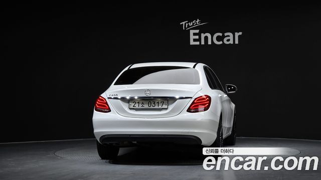 Mercedes-Benz C-Class 2016 — photo 4