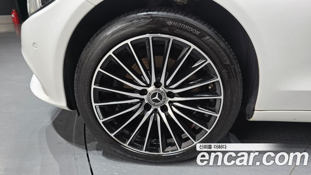Mercedes-Benz C-Class 2016 — photo 5