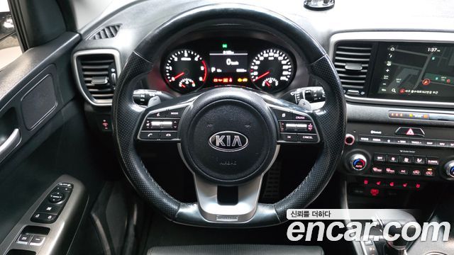 Kia Sportage 2022 — photo 19