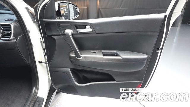 Kia Sportage 2022 — photo 14
