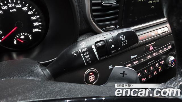 Kia Sportage 2022 — photo 30