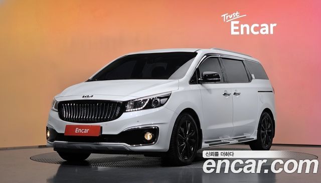 Kia Canival 2018 — photo 1