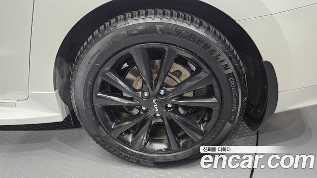 Kia Canival 2018 — photo 7