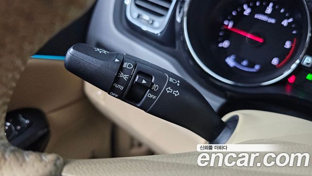 Kia Canival 2018 — photo 28