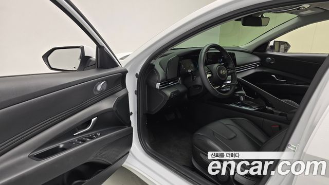 Hyundai AVANTE 2026 — photo 10