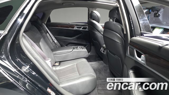 Hyundai Genesis 2016 — photo 12