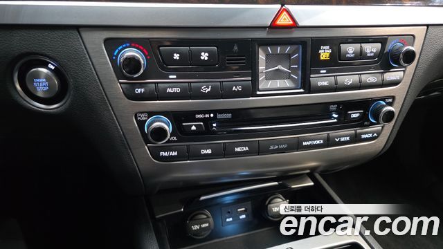 Hyundai Genesis 2016 — photo 16