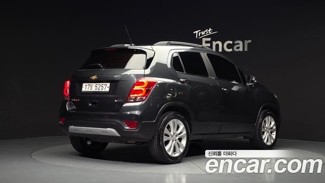 Chevrolet Korea Trax 2018 — photo 2