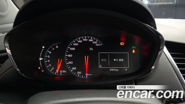 Chevrolet Korea Trax 2018 — photo 11