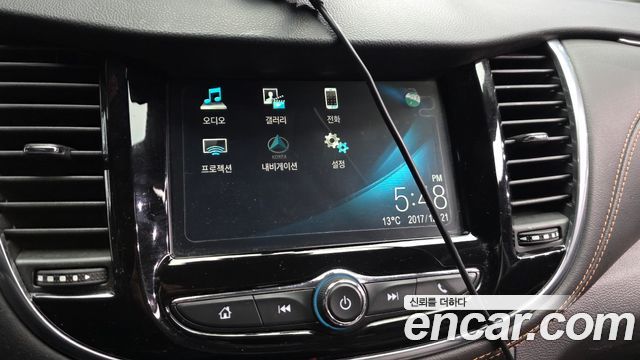 Chevrolet Korea Trax 2018 — photo 20