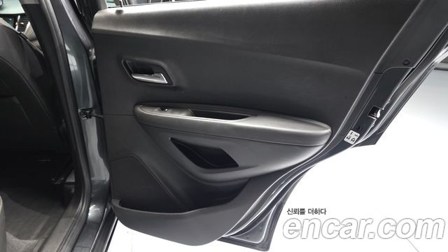 Chevrolet Korea Trax 2018 — photo 15