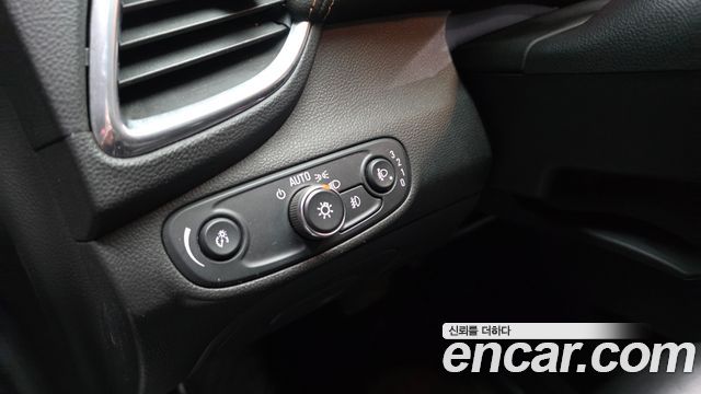Chevrolet Korea Trax 2018 — photo 30