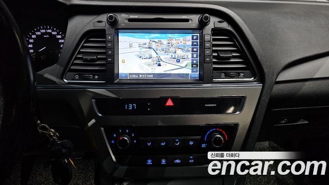 Hyundai Sonata 2015 — photo 19