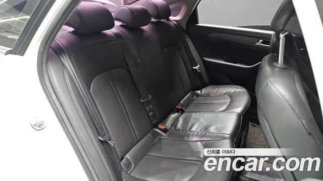 Hyundai Sonata 2015 — photo 23