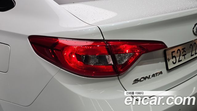 Hyundai Sonata 2015 — photo 9