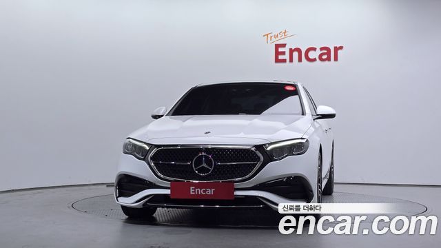 Mercedes-Benz E-Class 2026 — photo 3